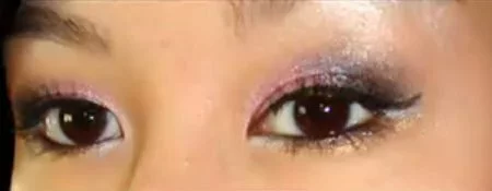 Smooth pink makeup style