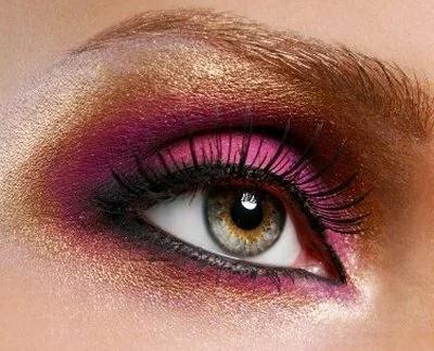 pictures of eyeshadow styles. Pink makeup styles.
